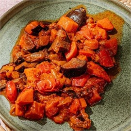 {{photo.Alt || photo.Description || 'Лечо по-болгарски 200г'}}