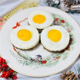 {{photo.Alt || photo.Description || 'Вторые блюда: Бифштекс с яйцом 450г'}}